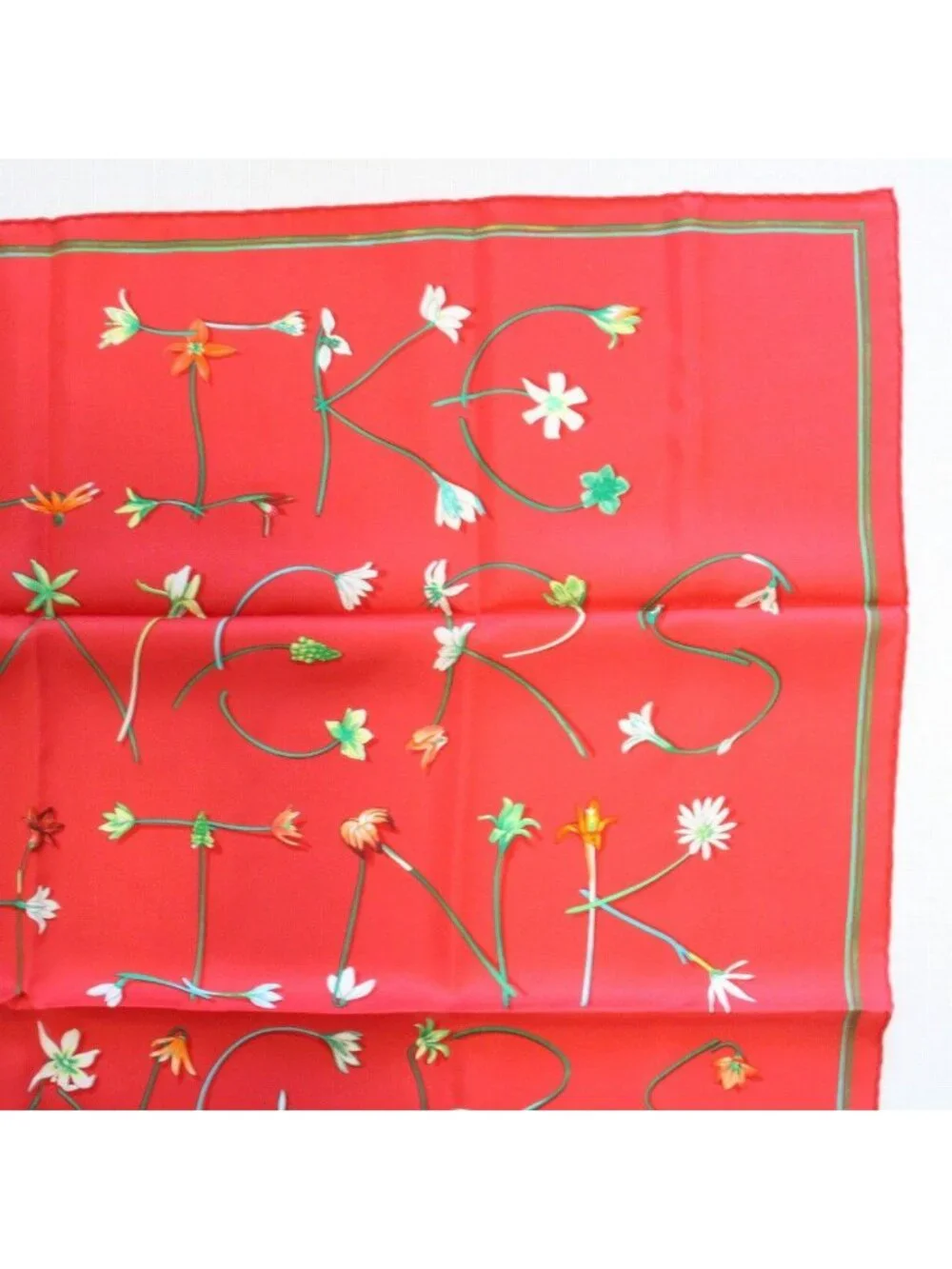 Hermes Carre 90 Scarf Eye Like Flowers 100% Silk Pawn